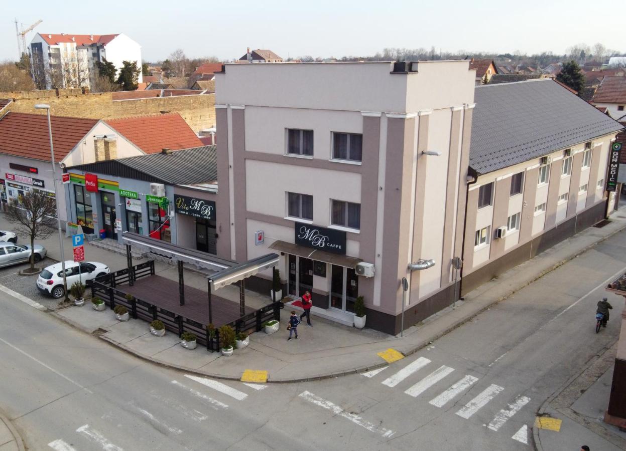 Vila Mb Рума Экстерьер фото